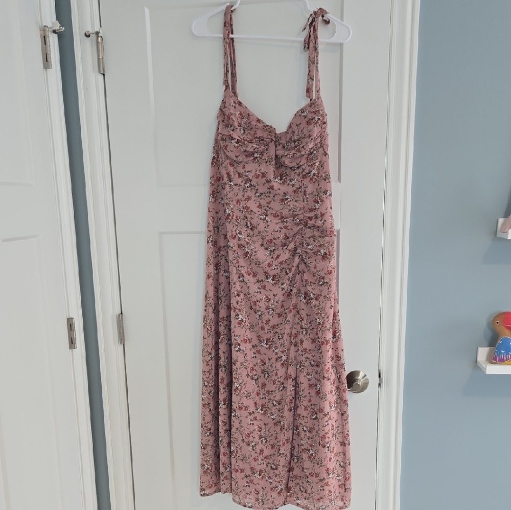 ASTR Floral Pink Midi Dress